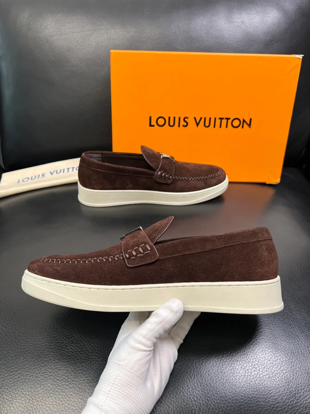 Men's shoes 💰740 Lv high quality top crafts Louis Vuitton, sports sneakers counter synchronization, uppers imported from Italy, high-quality splicing colorful complex crafts, imported mesh pads soft and comfortable, soles: original soles specially provided by the original factory, T men's shoes 💰U exclusive movable molded soles super comfortable, original factory single goods, code number 38-44 (customized 45)